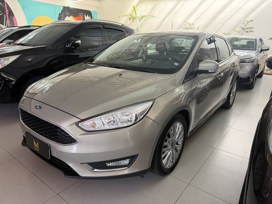 FORD FOCUS 2.0 SE 16V FLEX 4P POWERSHIFT FORD FOCUS 2.0 SE 16V FLEX 4P POWERSHIFT